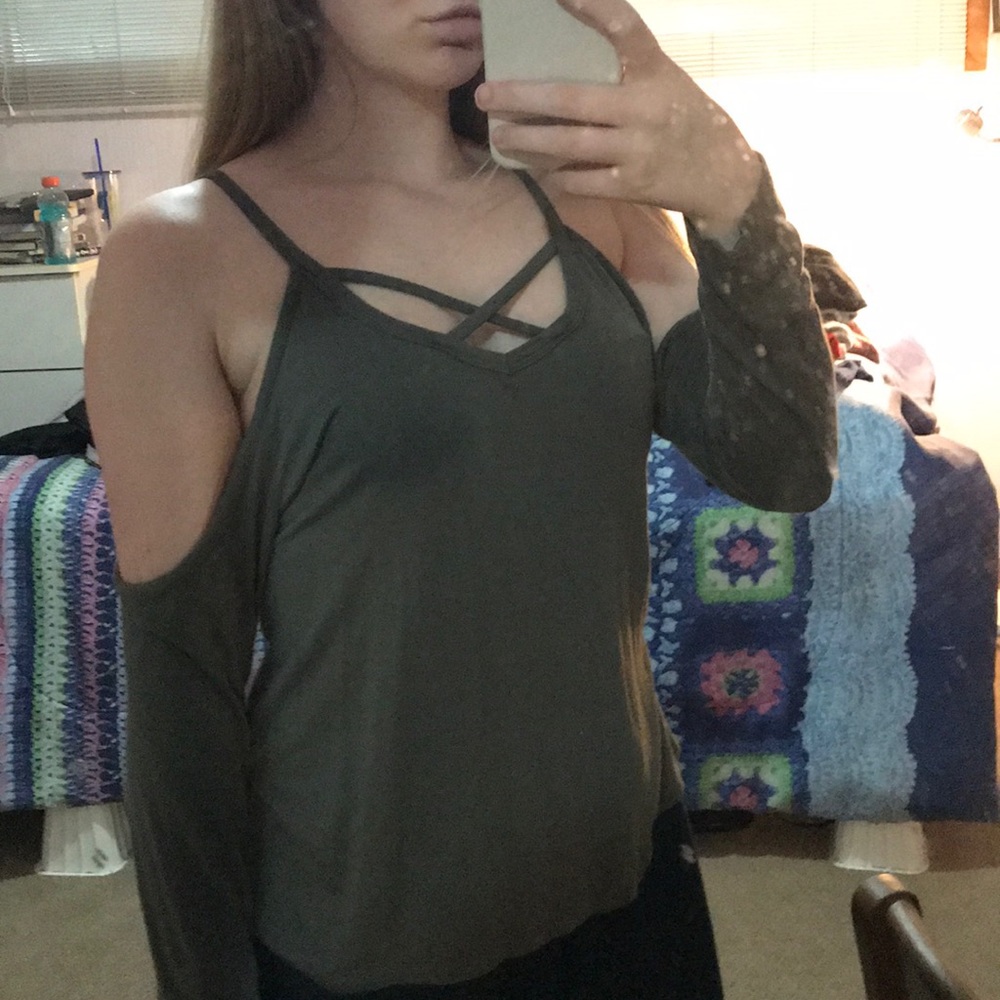 Long sleeved shirt